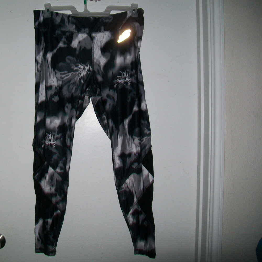 Sketchers XXL Work Out Leggings Black Gray White